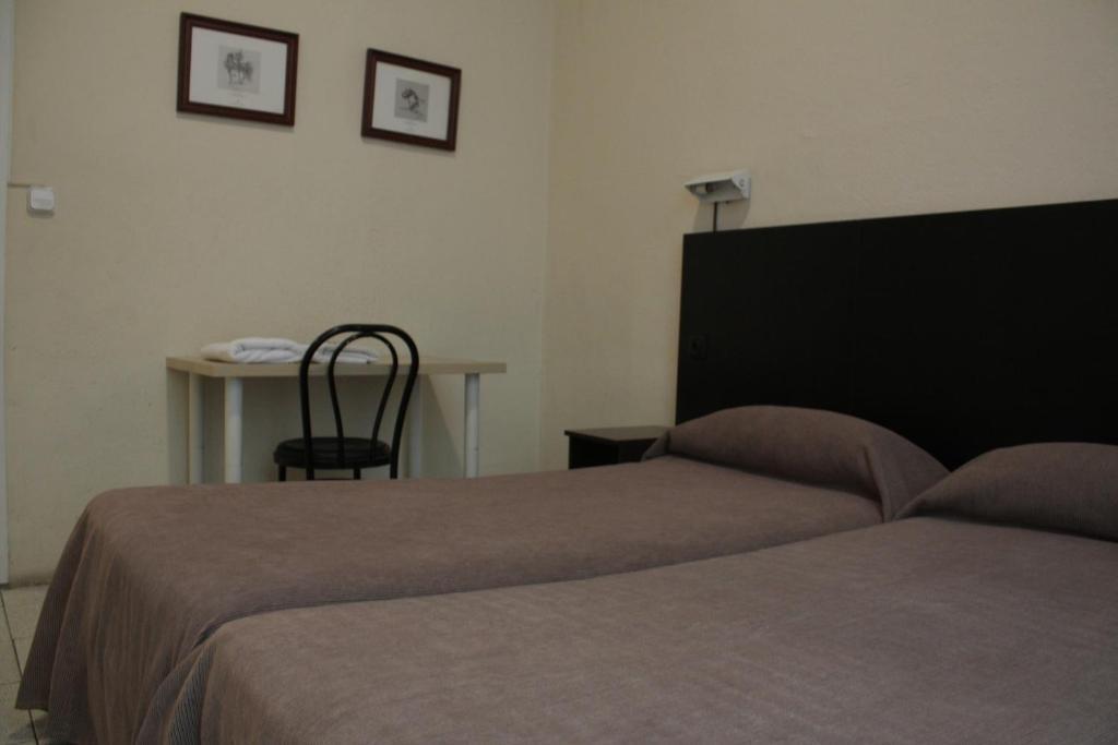 Hostal Baires Barcelona Zimmer foto
